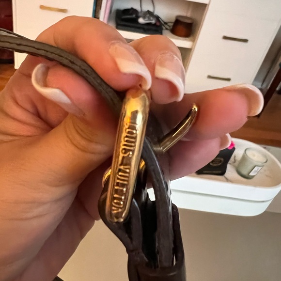 Louis Vuitton Thames PM Damier - Picture 15 of 16